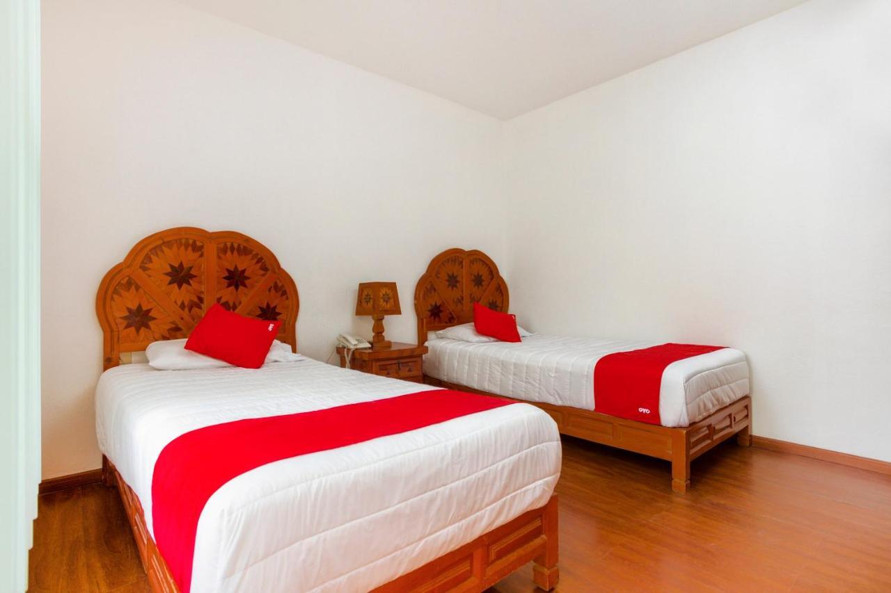Oyo Hotel Montes, Atlixco Puebla 外观 照片